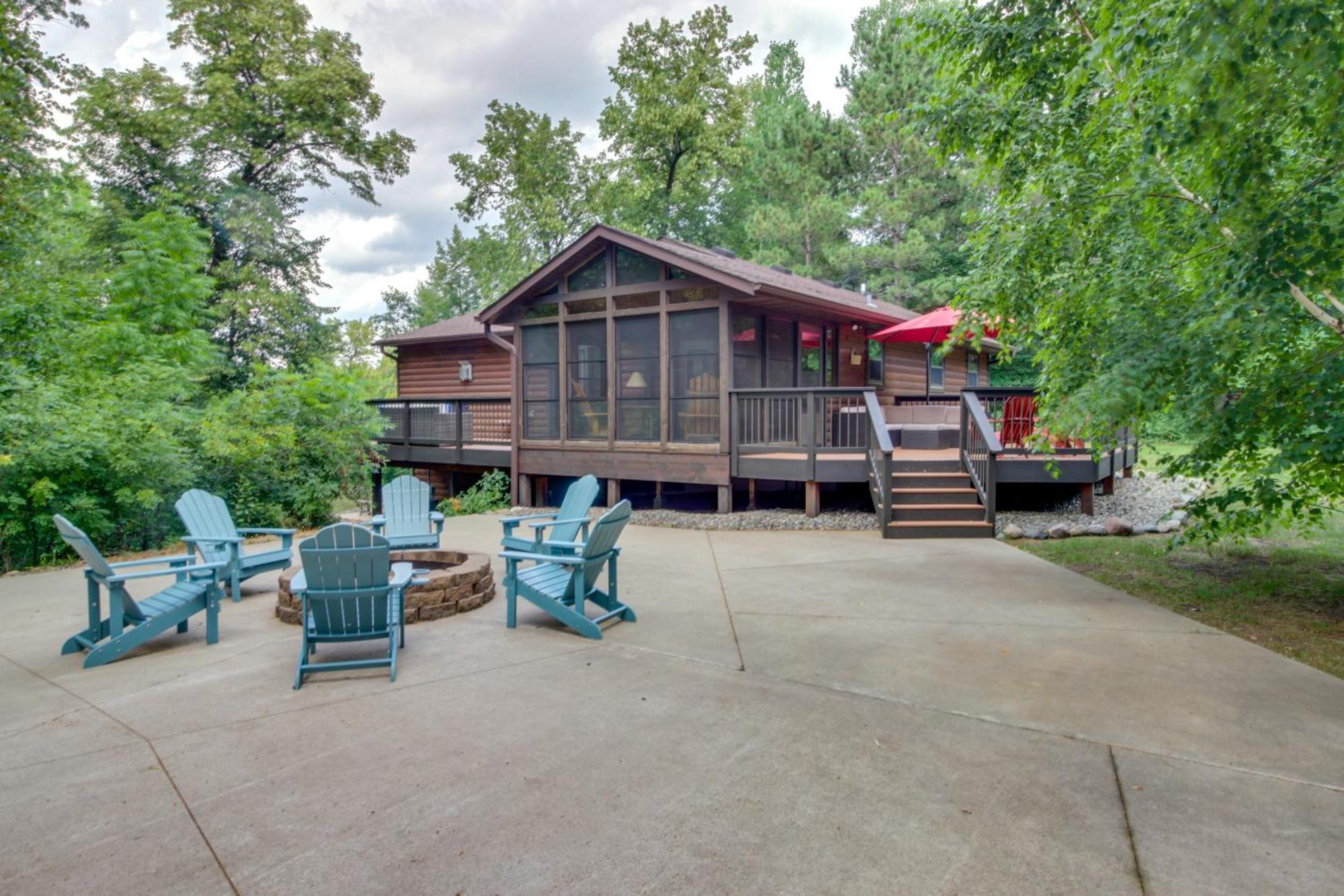 Beautiful Breezy Point Home With Beach And Dock! Pequot Lakes エクステリア 写真